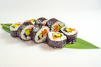 Futomaki con salmone